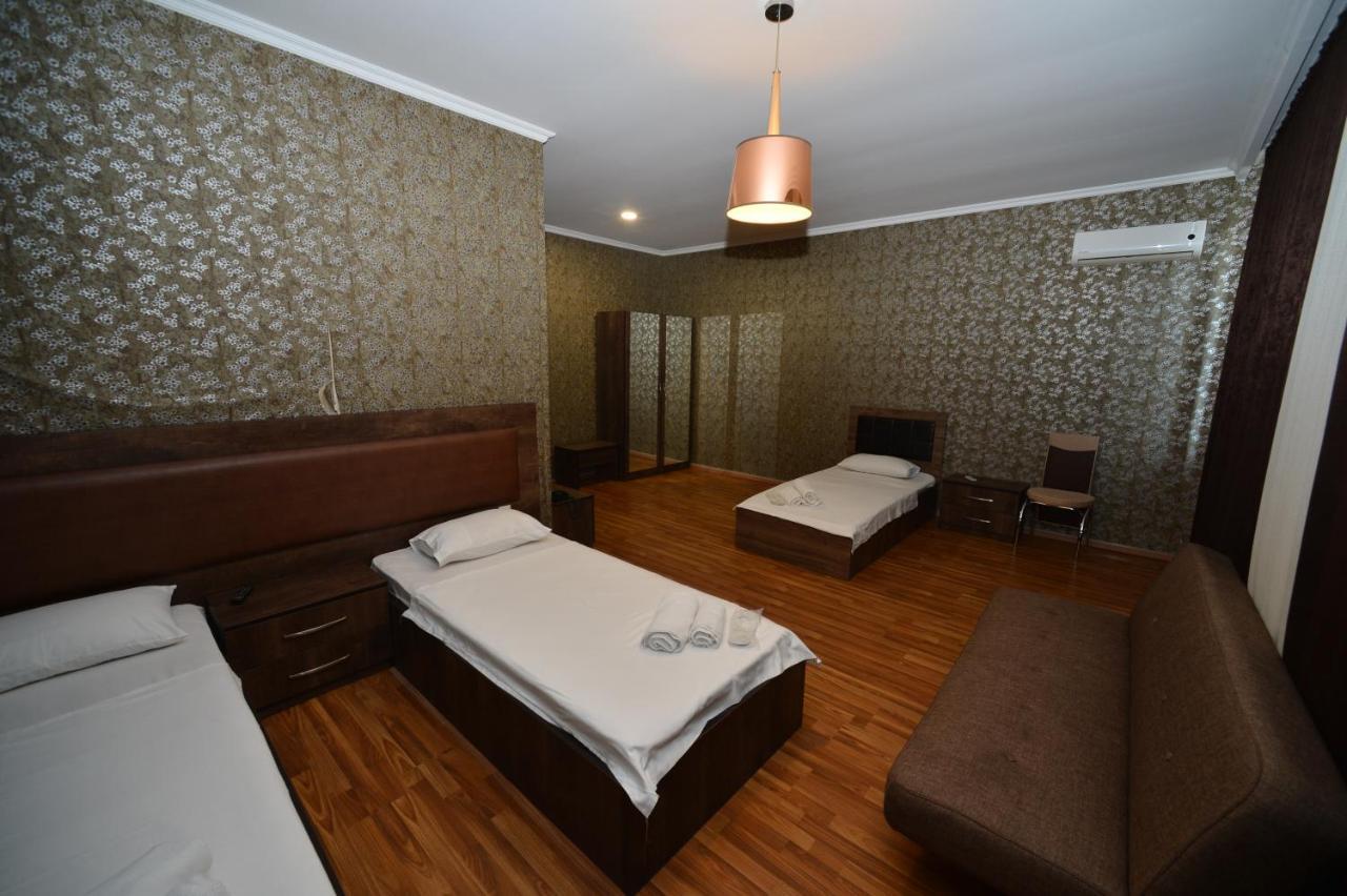 Green Hotel Μπατούμι Εξωτερικό φωτογραφία