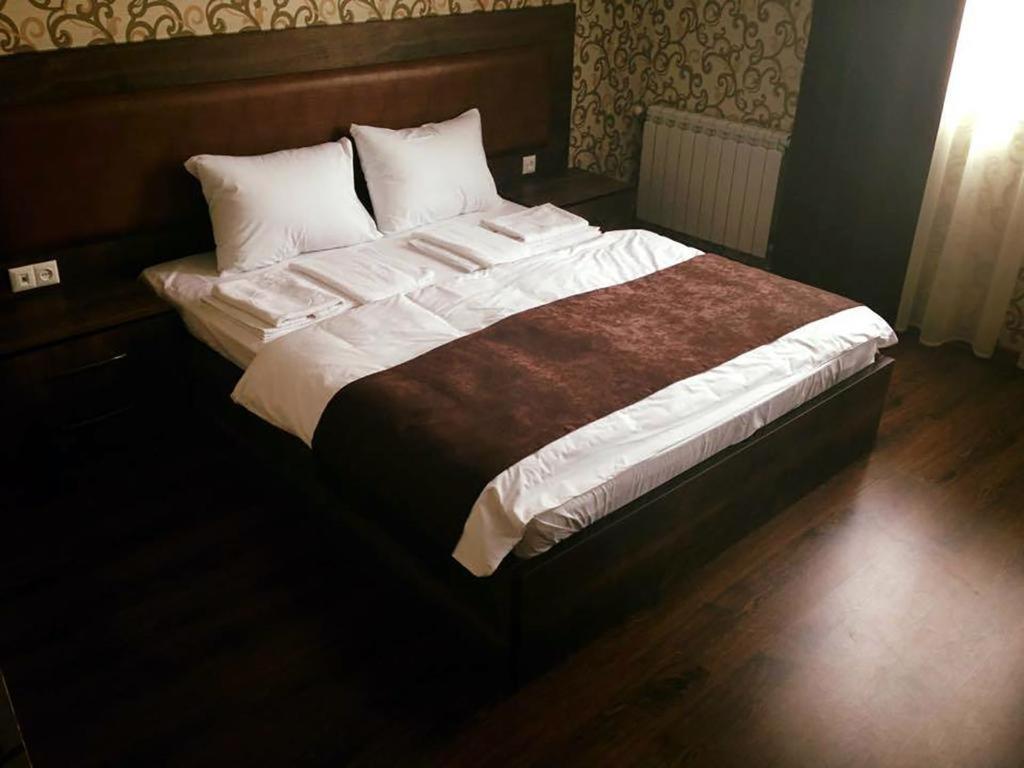 Green Hotel Μπατούμι Εξωτερικό φωτογραφία