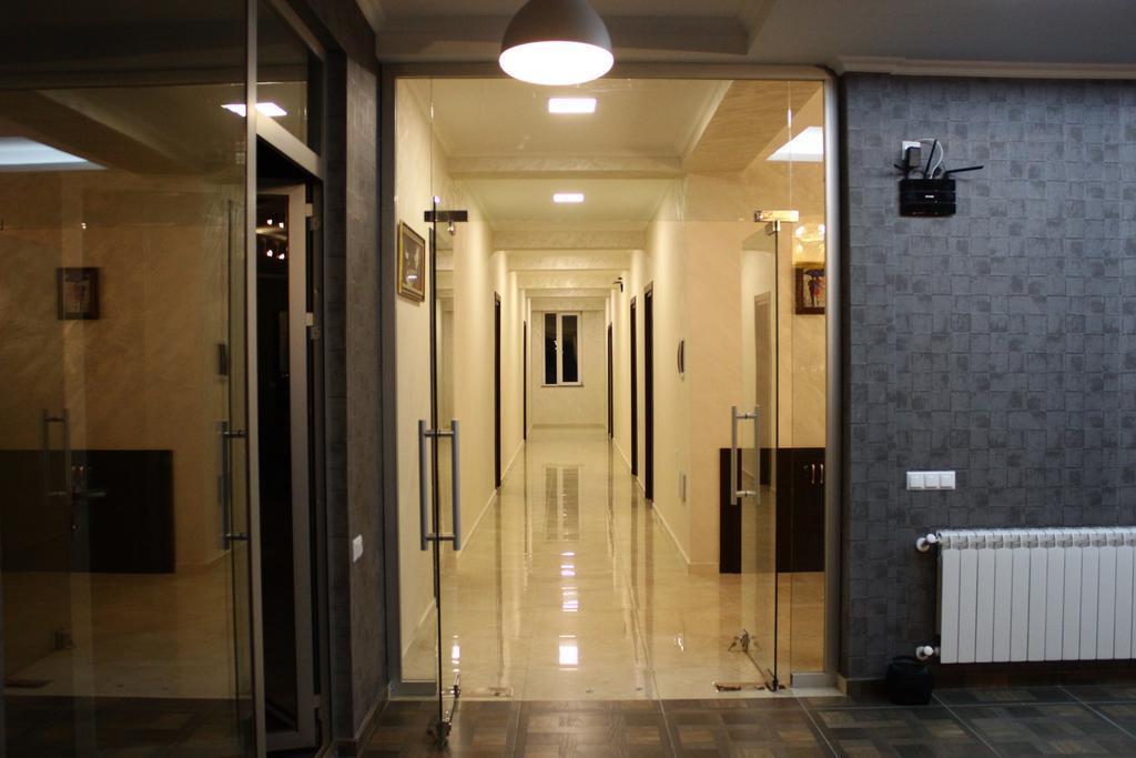 Green Hotel Μπατούμι Εξωτερικό φωτογραφία